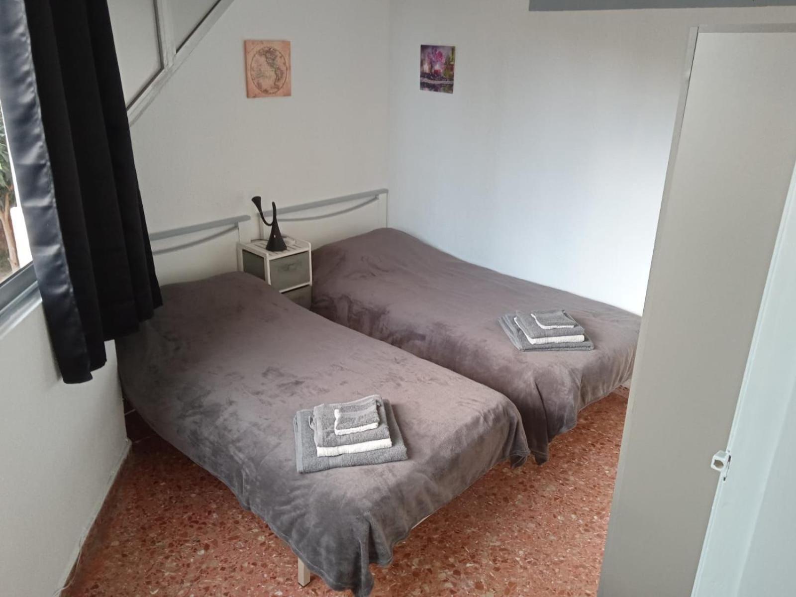 Edificio Gijon Newly Renovated Two-Bedroom Apartment ベニドルム エクステリア 写真